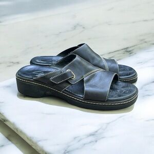 Clarks Leather Open Toe Mule in Black Size 7 1/2